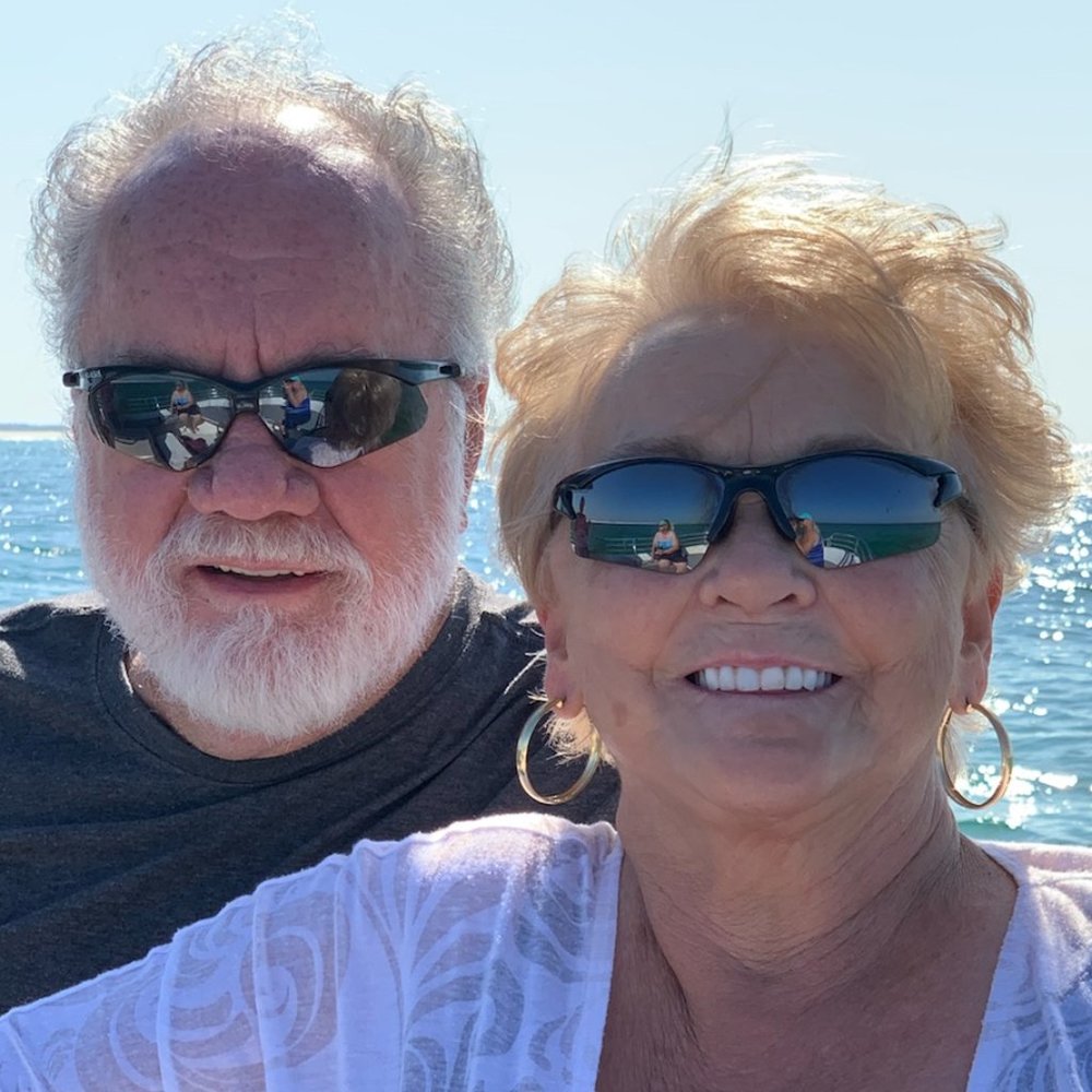 Welcome to our closet!  Offers Welcome!  Bundle and Save!